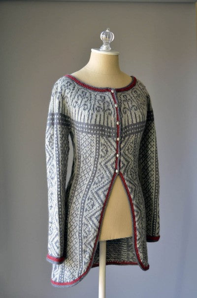 Deluxe Worsted (Universal Yarn)