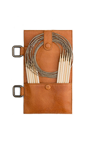 Carita A Circular Needle Case (Muud)
