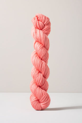 Buy r-40 16 Fingering (Urth Yarns)