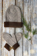 Deluxe Worsted Naturals (Universal Yarn)