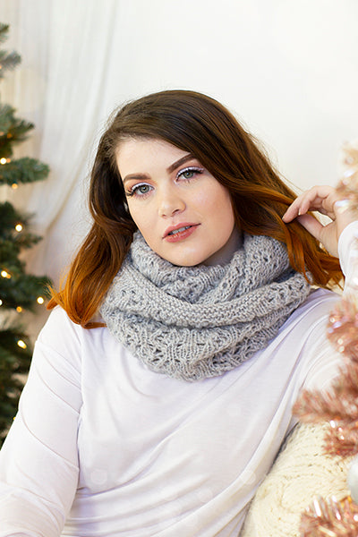 Deluxe Worsted (Universal Yarn)