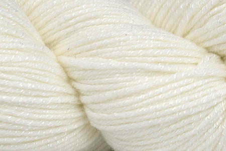 Frosted Leaves Wrap -Kit  (Universal Yarn)