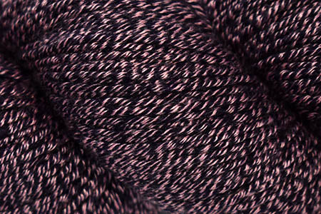 Frosted Leaves Wrap -Kit  (Universal Yarn)