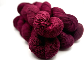 Buy cabernet-online-only Halo Lace (Baah Yarn)