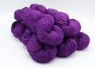 Buy summer-lilac-online-only La Jolla Fingering (Baah Yarn)