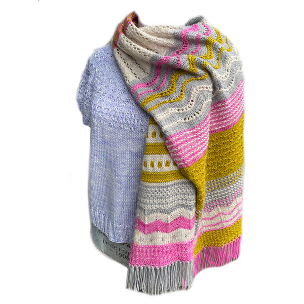 The Snark-o-meter Shawl Kit (Casapinka)