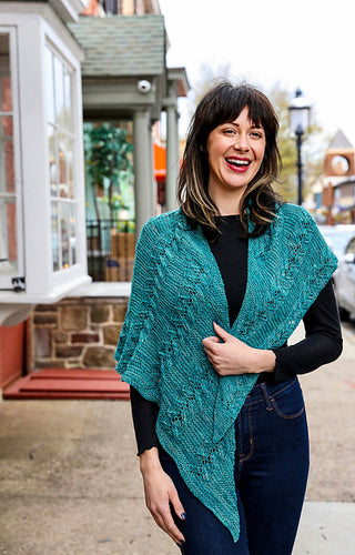 3387 Woman’s Shawl (Plymouth Yarn)