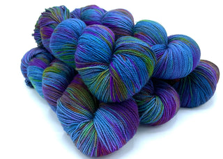 Buy mix-and-mingle-online-only Shasta Worsted (Baah Yarn)