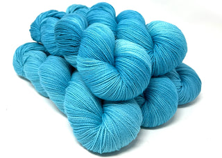 Buy cold-snap-in-store La Jolla Fingering (Baah Yarn)