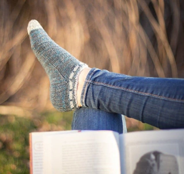 Nomadic Knits Issue Eleven : Head Over Heels