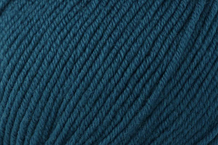 Donnina (Universal Yarn)