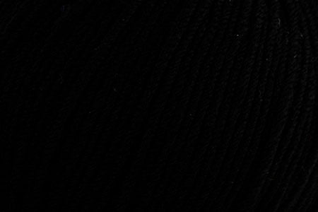 Donnina (Universal Yarn)