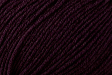 Donnina (Universal Yarn)