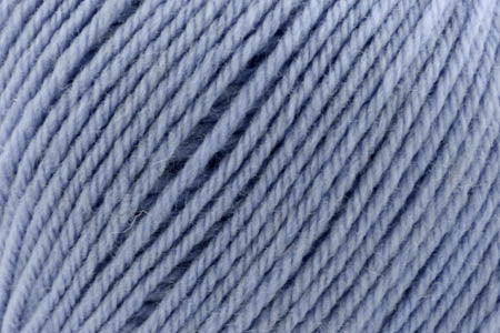 Deluxe Worsted Superwash (Universal Yarn)