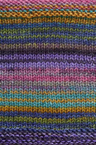 Buy 3022 Uneek Fingering (Urth Yarns)