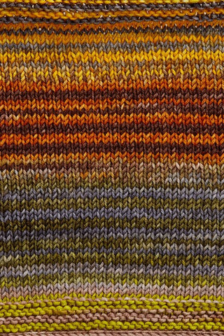 Buy uneek-worsted-4001 Uneek Worsted (Urth Yarns)