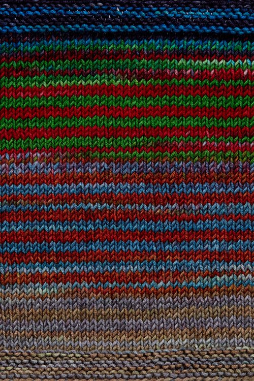 Ikat Throw Kit (Urth Yarns) Online Only