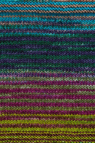Buy uneek-dk-6012 Uneek DK (Urth Yarns)