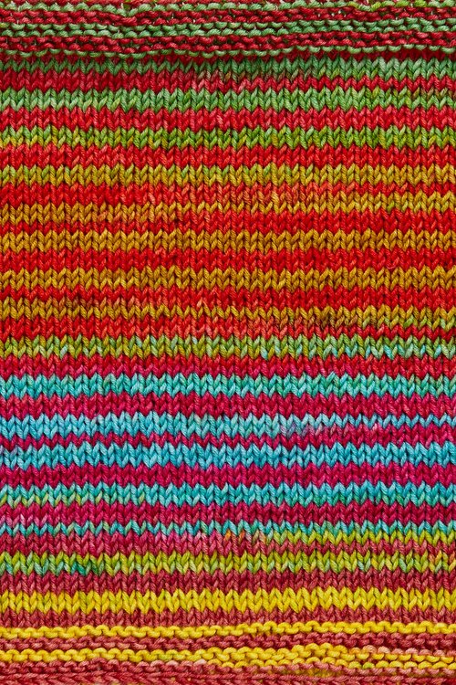 Ikat Throw Kit (Urth Yarns) Online Only