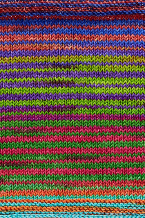 Ikat Throw Kit (Urth Yarns) Online Only