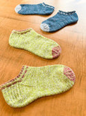 Nomadic Knits Issue Eleven : Head Over Heels