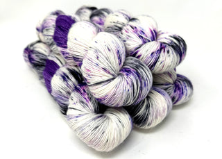 Buy skate-date-online-only Assigned Pooling - La Jolla Fingering (Baah Yarn)