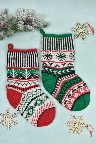 Holiday Stockings Kit (Universal Yarn)