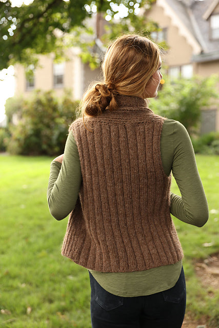 3285 Vest (Plymouth Yarn)