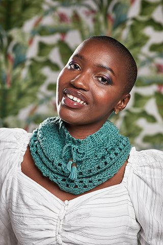 Pothos Cowl Crochet Kit (Universal Yarn)