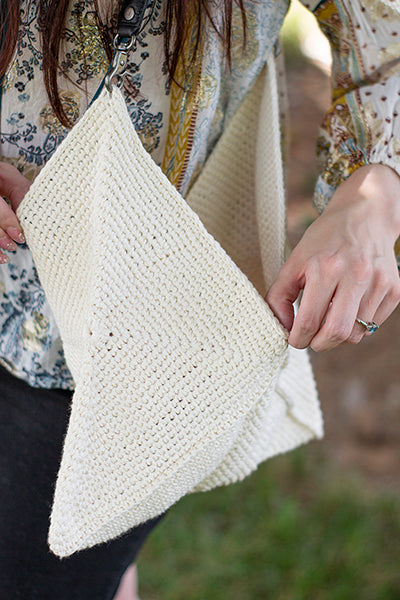 Kite Handbag - Crochet Pattern (Universal Yarn)