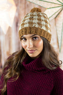 Gingersnap Hats Kit (Universal Yarn)