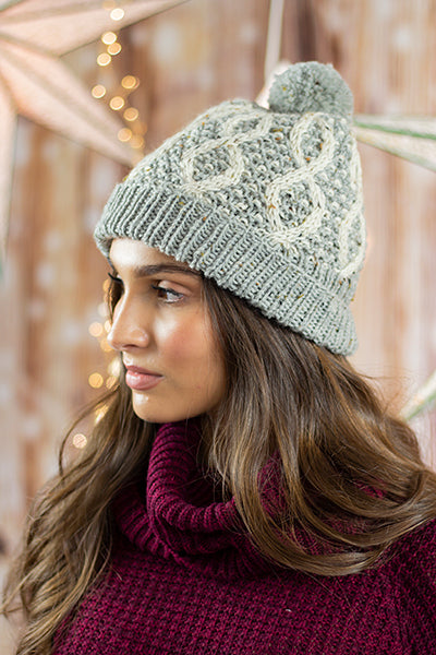 Gingersnap Hats Kit (Universal Yarn)