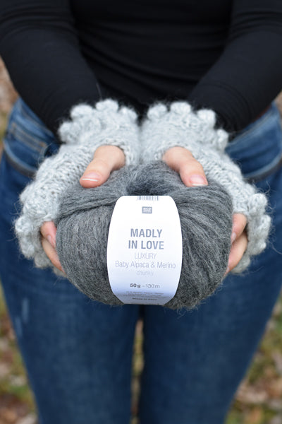 Madly in Love Luxury Baby Alpaca and Merino Chunky (Universal Yarn)