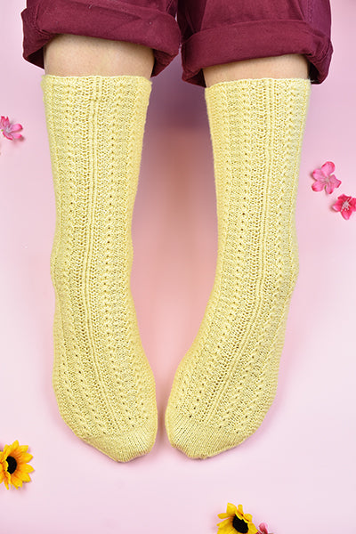 Sunday Socks Pattern (Universal Yarn)