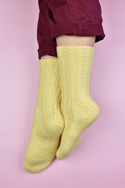 Sunday Socks Pattern (Universal Yarn)