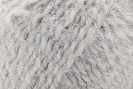 Bruna Cowl Kit (Universal Yarn)