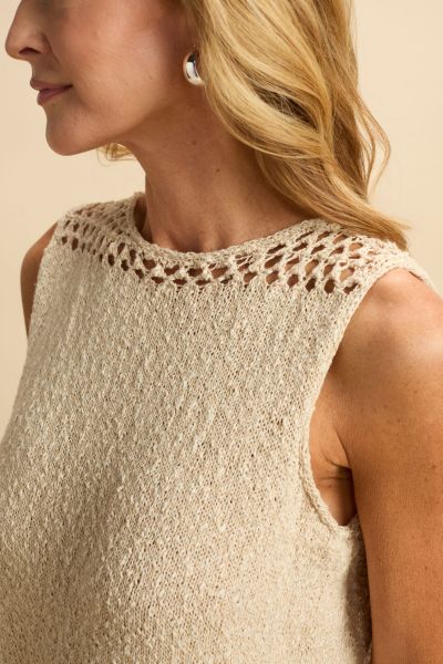 Scroll (Universal Yarn)