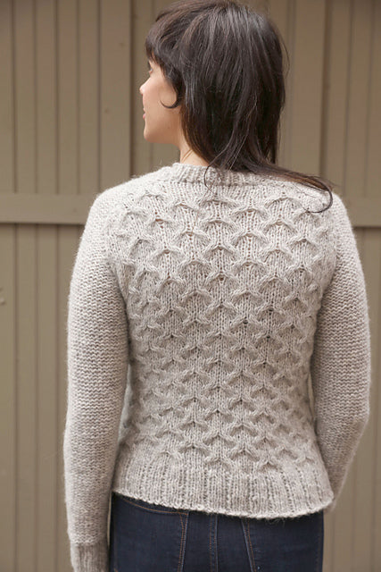 3427 Lattice Stitch Pullover (Plymouth Yarn)