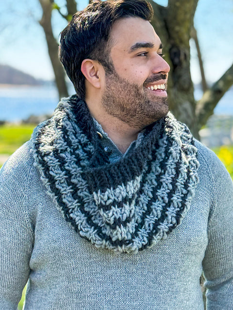 Knit Below Cowl Kit (Plymouth Yarn)