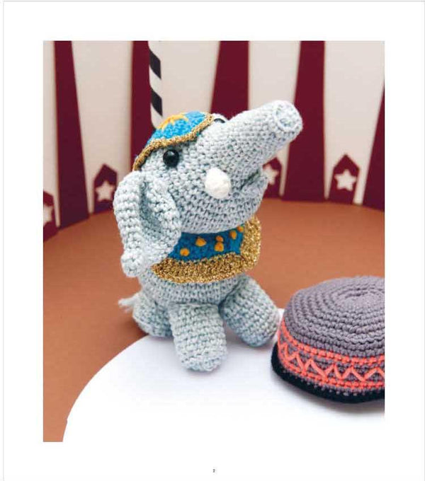 Worlds and Themes: Ricorumi Amigurumi Pattern Books (Universal Yarns)