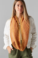 Dokuma Loop Cowl  Kit (Urth Yarns)