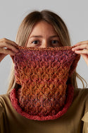 Lantern Lace Cowl Kit (Urth Yarns)