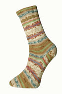 Saunter - Fingering Weight (Universal Yarn)