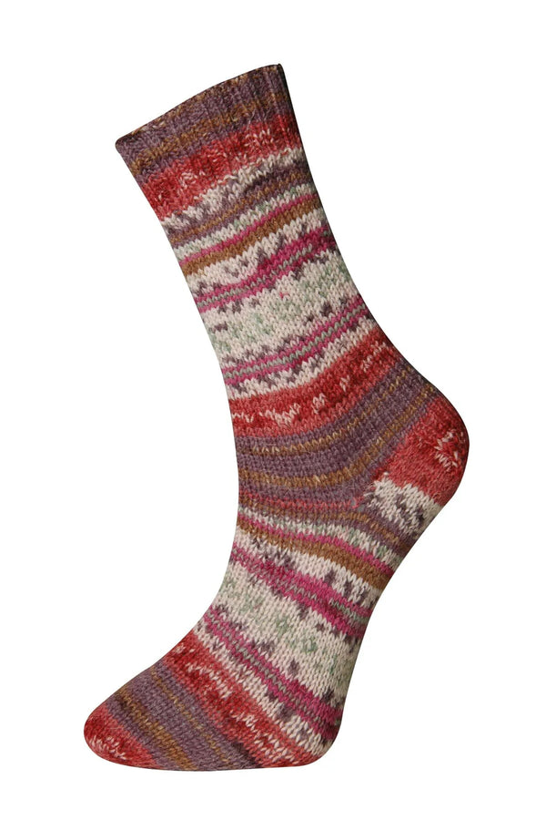 Saunter - Fingering Weight (Universal Yarn)