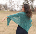 3387 Woman’s Shawl (Plymouth Yarn)