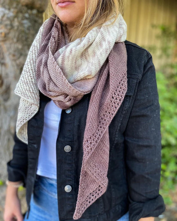 Gradient Bias Shawl Kit (Baah Yarn)