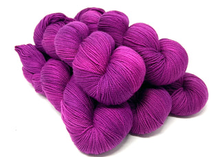 Buy razzleberry-pie-online-only Shasta Worsted (Baah Yarn) Online Only