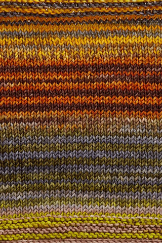Buy uneek-worsted-4001 Uneek Worsted (Urth Yarns) Online Only