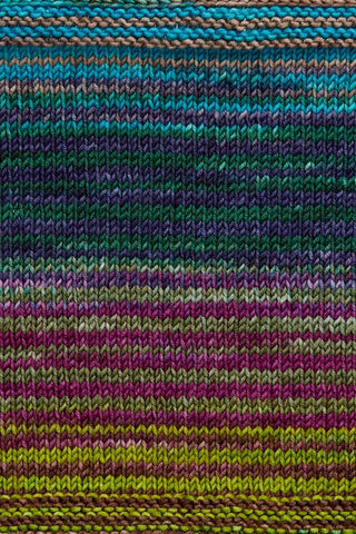 Buy uneek-worsted-4012 Uneek Worsted (Urth Yarns) Online Only