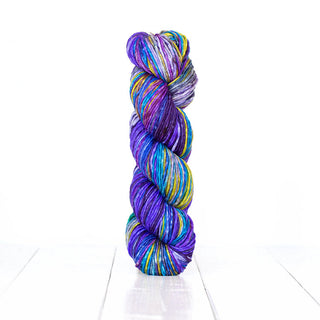 Buy uneek-worsted-4003 Pixelated Scarf Kit (Urth Yarns) Online Only